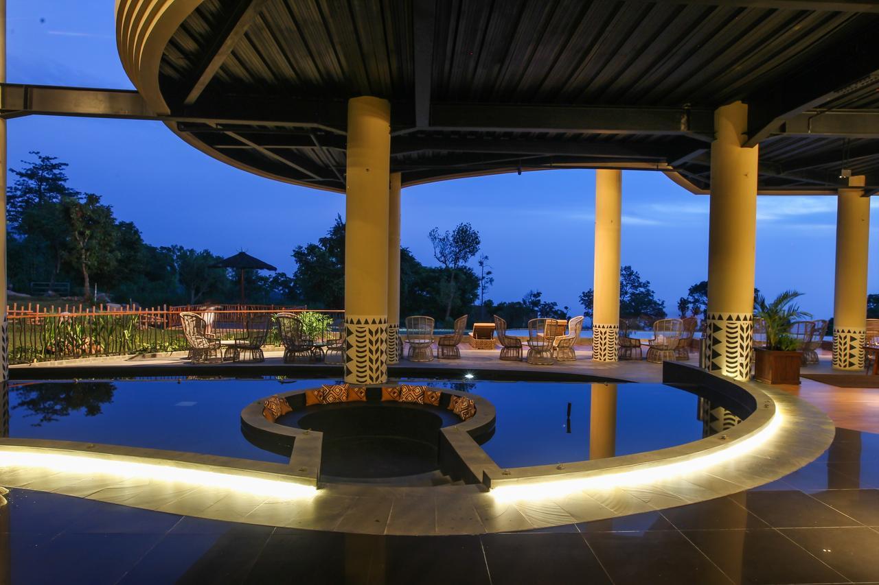 Baobab Safari Resort Prigen Kültér fotó